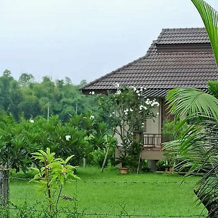 Jamjuree Garden Bed & Breakfast Ban Thung Ma Nieo ภายนอก รูปภาพ